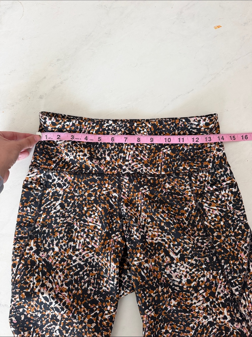 Old Navy Black, Brown & Cream Printed High-Rise Bike Shorts - Picture 8 of 10